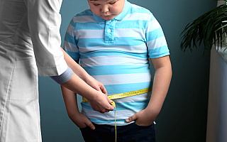 Jak walczyć z otyłością u dzieci? Posłuchaj rad dietetyczki